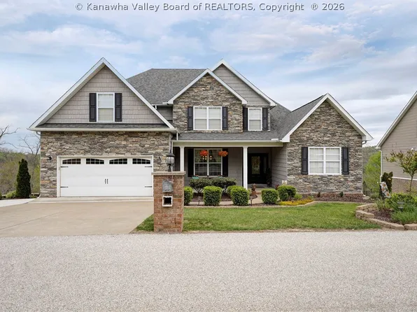 305 Wynterhall Ln, South Charleston, WV 25309
