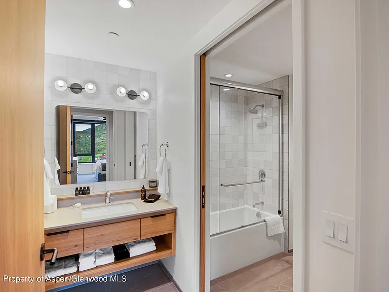 119 Wood Rd #204 — Photo 17