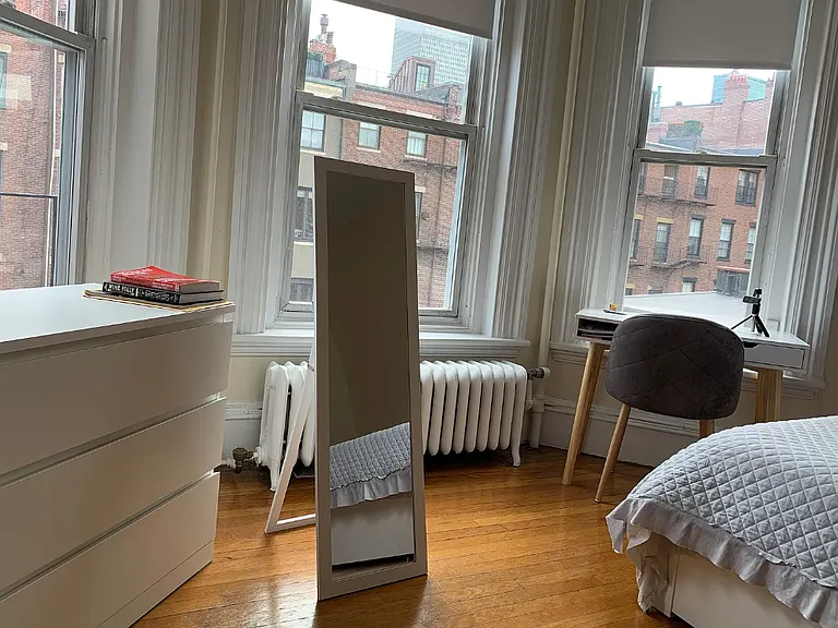 307 Beacon St #5 — Photo 3