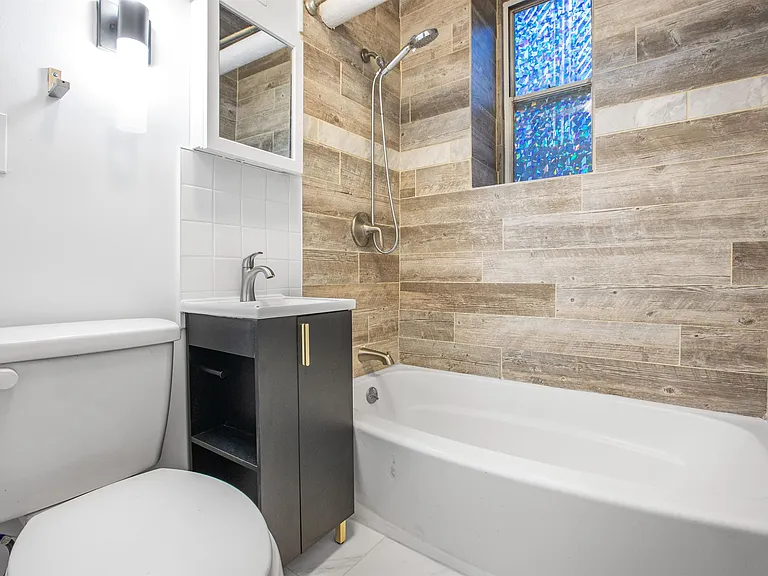 7812 Hudson Ave #1-B — Photo 20