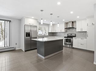 6 Cross St, Seekonk, MA 02771