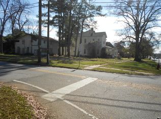 328 N Dooly St, Montezuma, GA 31063