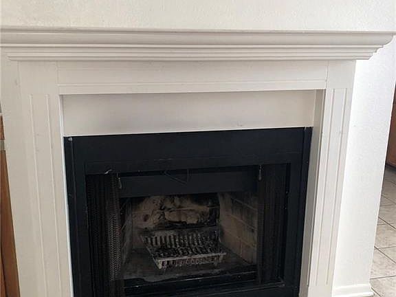 4th image of 3414 Victoria Cir APT B