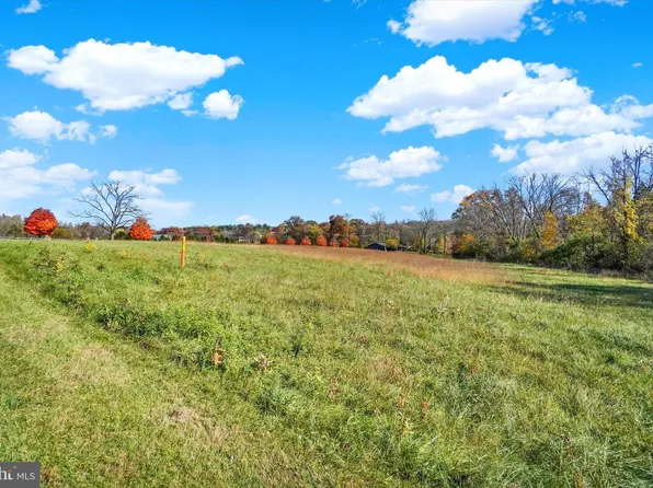 1900-F Greenbriar Rd #F, York, PA 17404