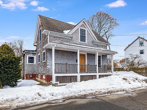 3rd image of 4 Fairview Rd