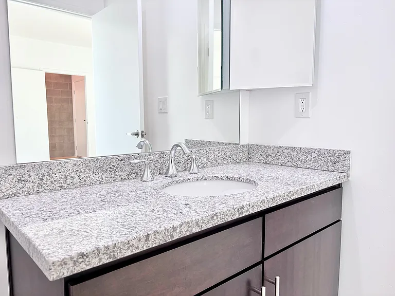 364 S Farmer Ave #364 — Photo 30