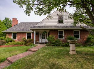 1811 Aberdeen Dr, Louisville, KY 40205