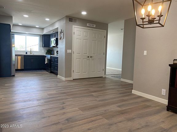 4th image of 4820 W GROVERS Avenue