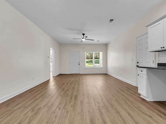 5th image of 1690 Corning Ave