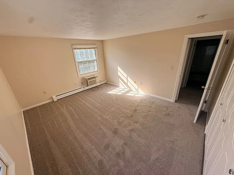 1188 Middle Tpke W — Photo 21