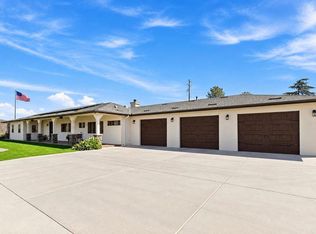 1457 Star Valley Rd, Alpine, CA 91901