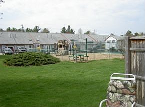 4th image of 255 Stonebridge Dr