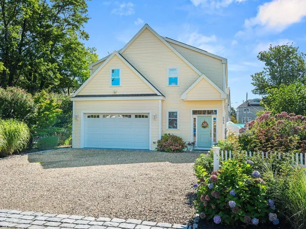 994 Ocean Boulevard, Hampton, NH 03842