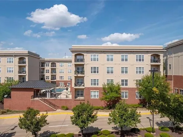 1270 Strassner Dr, Saint Louis, MO