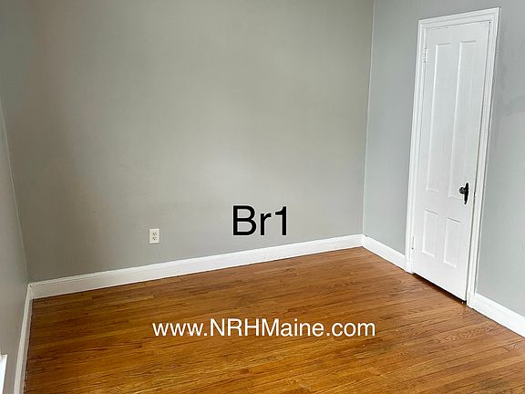 5th image of 18 Laurel Ave #7