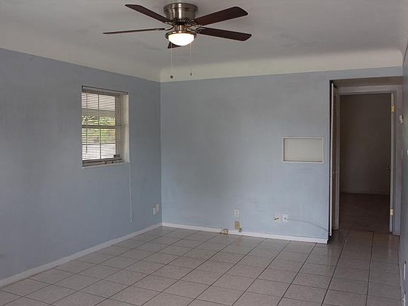 3rd image of 2509 38th Ave N