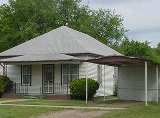 922 E 6th St, Grand Island, NE 68801