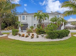 18011 Parkridge Ct, Fort Myers, FL 33908