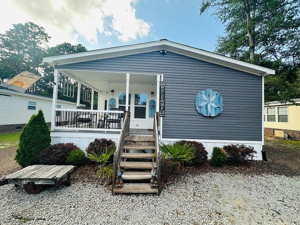 303 Live Oak Dr