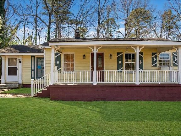 3rd image of 3031 Wilson Rd