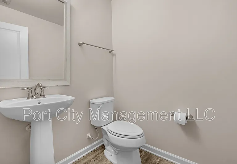 133 S Macon St — Photo 21
