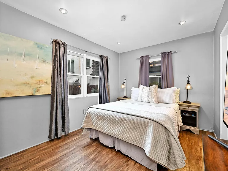 1405 W Bay Ave — Photo 22