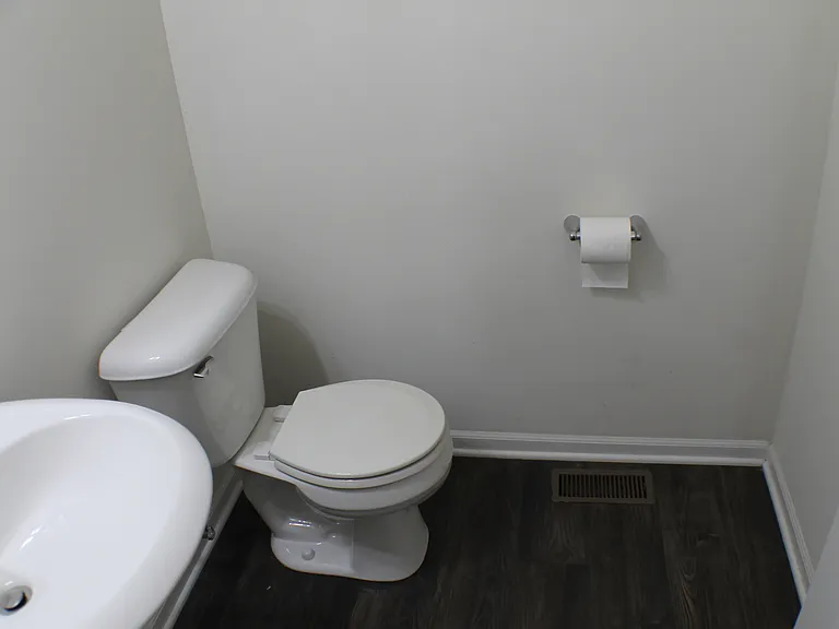 3759 Saint James Ct — Photo 13
