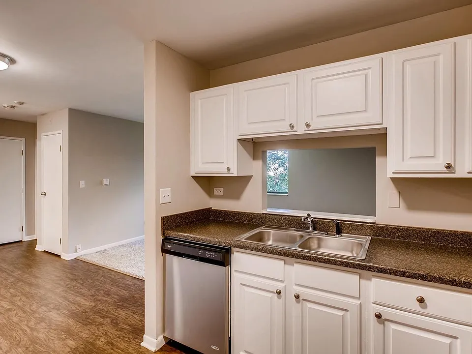 Maple Park Apartments