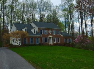 4 Carolyn Ct, Owings Mills, MD 21117