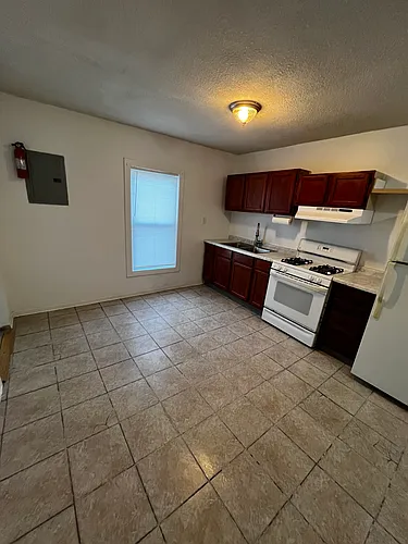 1131 Dr Martin Luther King Dr #B Photo 1