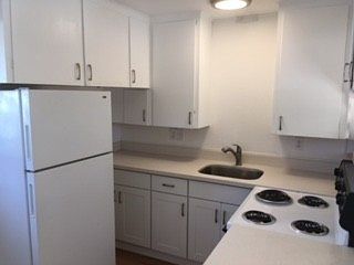 5th image of 8820 Highland Ave SW #D