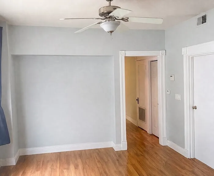 2500 N Southport Ave #2 — Photo 3