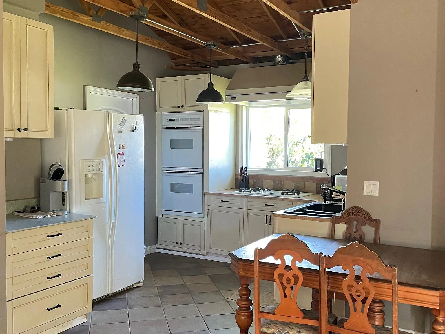 1 bed, 610 sqft, $2,950 — Photo 4