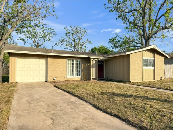 3023 Pimlico Ln, Corpus Christi, TX 78418