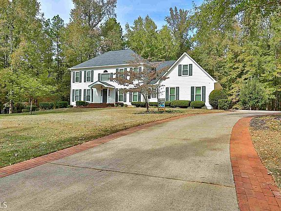 2nd image of 145 Allie Dr
