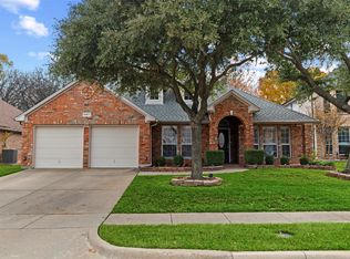 5867 Grayco Dr, Grand Prairie, TX 75052