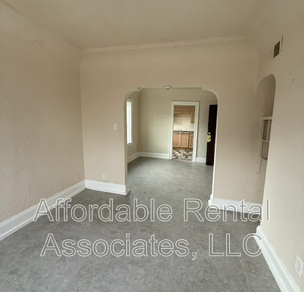 1020 W National Ave #UPPER — Photo 3