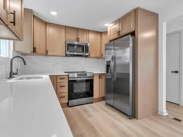 225 Grant Ave, Pittsburgh, PA 15237