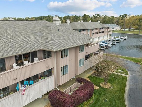2nd image of 700 Oriole Drive #225 A