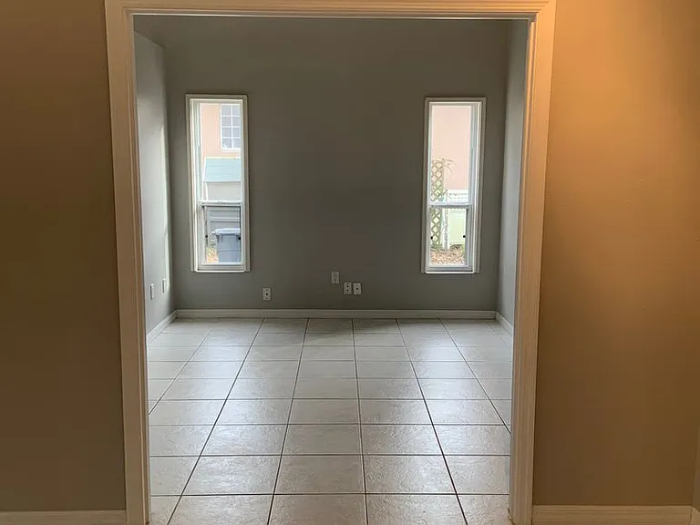 27 Egan Dr — Photo 6