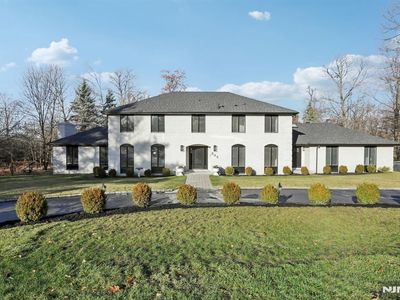 846 Iron Latch Rd, Franklin Lakes, NJ, 07417
