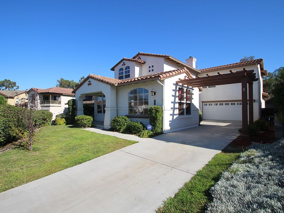 1st image of 849 Esperanza Pl