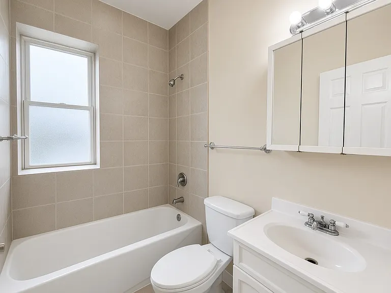 3348 W Wilson Ave #3N — Photo 9
