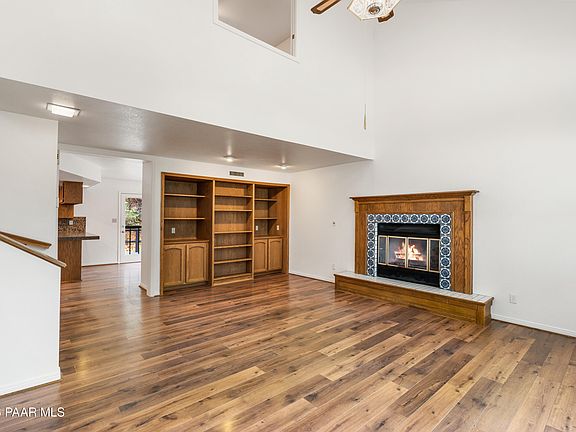 5th image of 998 W Canyon Dr