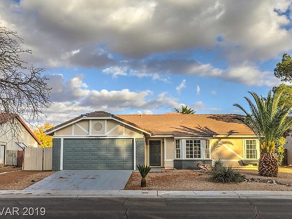 2nd image of 3921 Aspencrest Dr