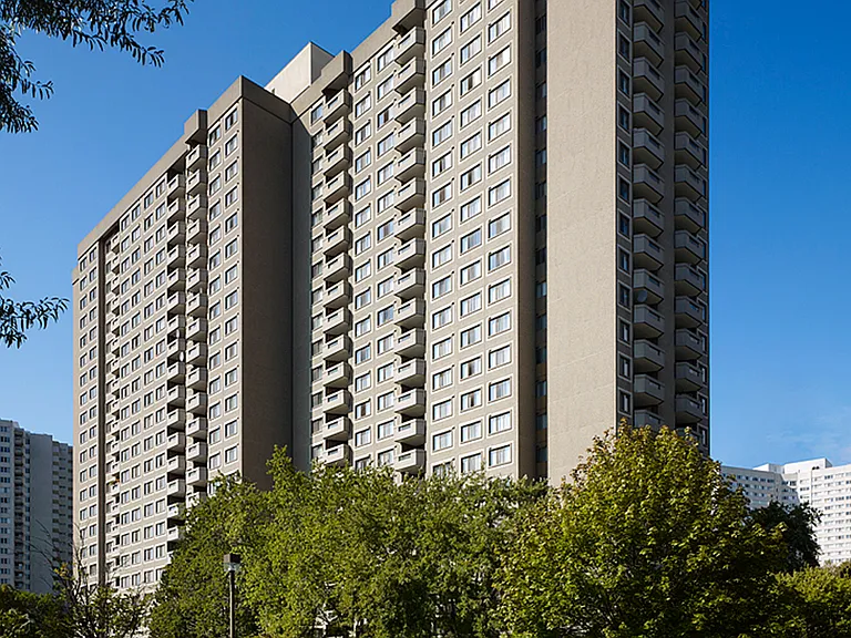 1477 Mississauga Valley Blvd — Photo 4