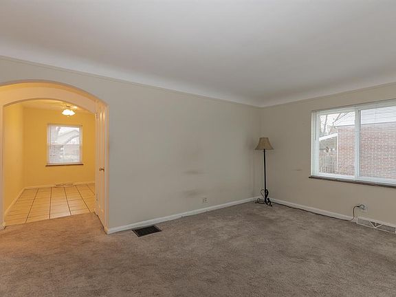 4th image of 4145 Orchard Ln