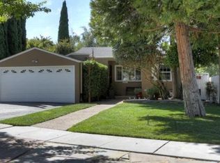1045 Menlo Oaks Dr, Menlo Park, CA 94025