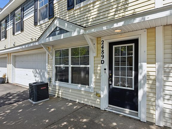 2nd image of 2489 Dawes Pl Unit D