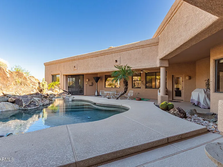 15048 N Elena Dr — Photo 22